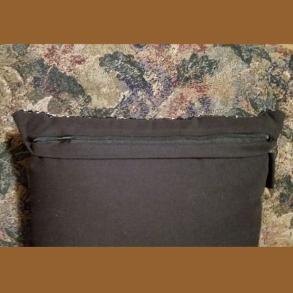 Vintage, hand beaded glass spiders & sparkly glass beads cushion, Noir Night - Picture 15 of 15